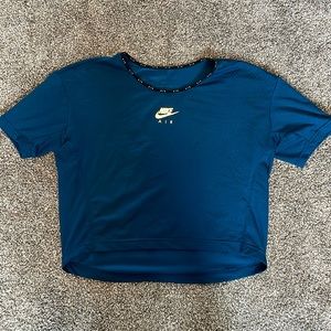 Nike air breathable top